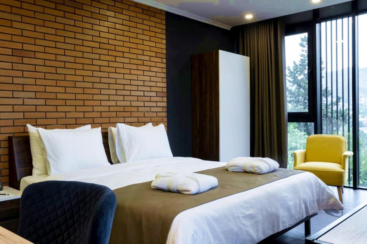 Bricks Hotel Tbilisi Esterno foto