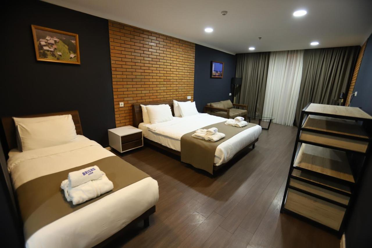 Bricks Hotel Tbilisi Esterno foto